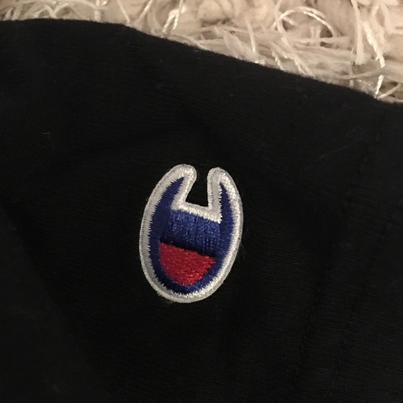 Champion Croptop - Picture 5 of 5